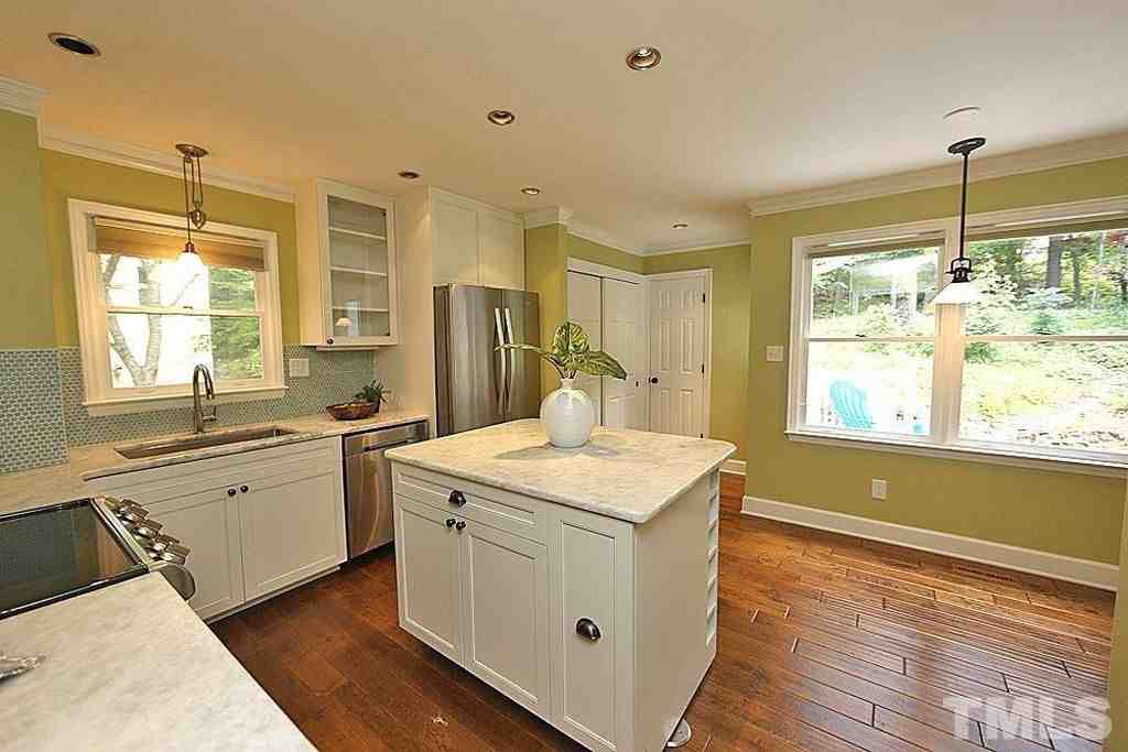 227 Forbush Mountain Dr - Photo 4 of 24