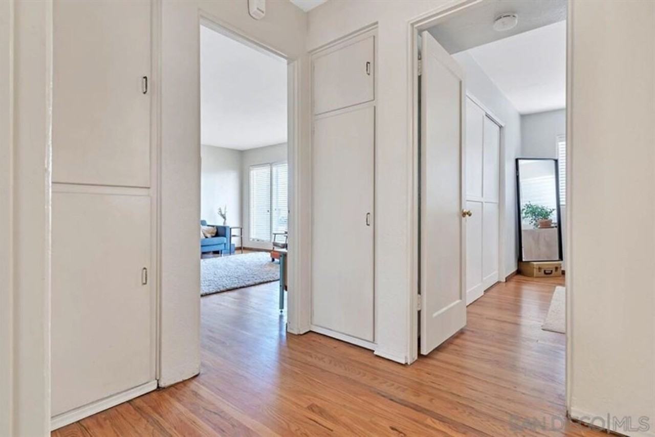 6465 Julie St - Photo 7 of 27
