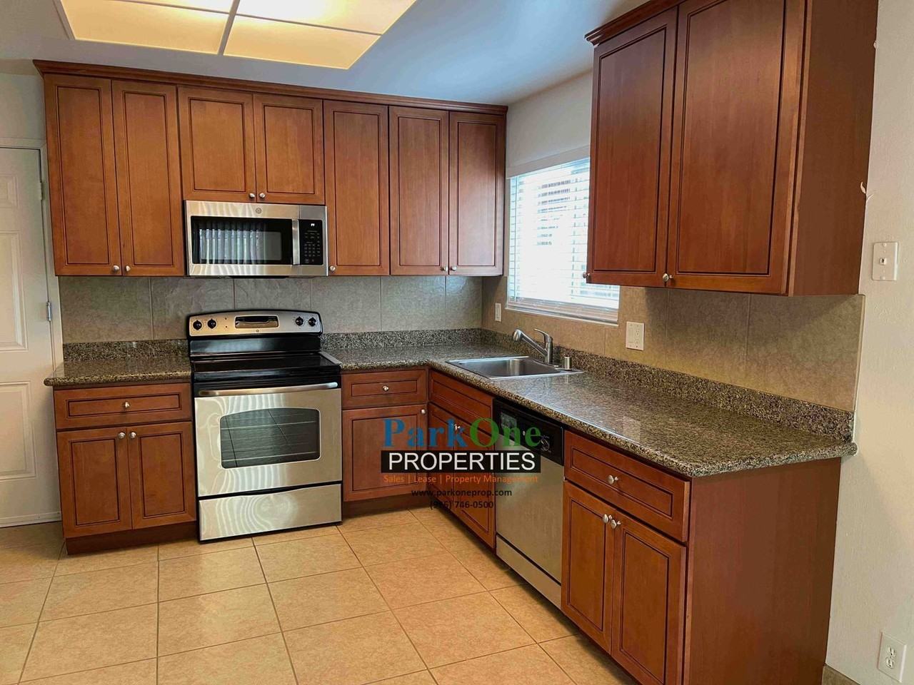 3767 Carol St - Photo 6 of 25