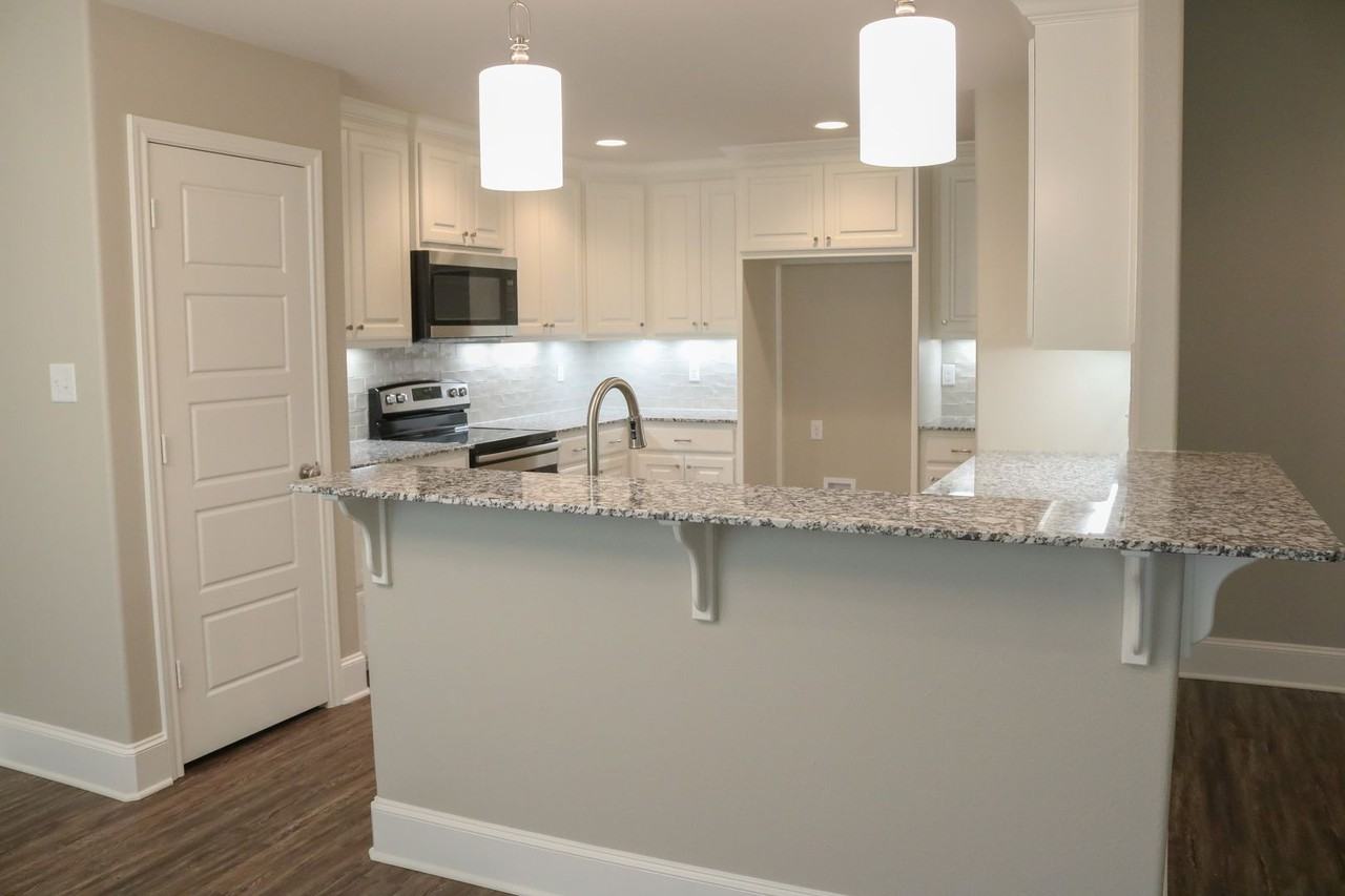 5421 Meadow Ridge Dr - Photo 6 of 22
