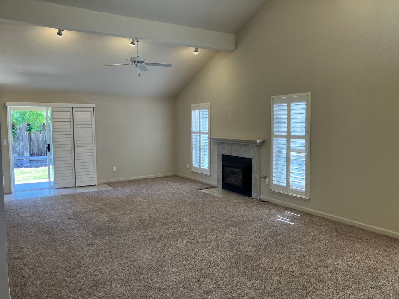 2412 Alexia Way - Photo 4 of 19