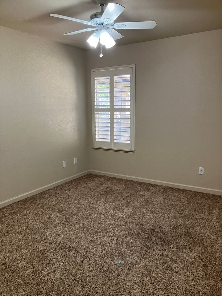 2412 Alexia Way - Photo 7 of 19