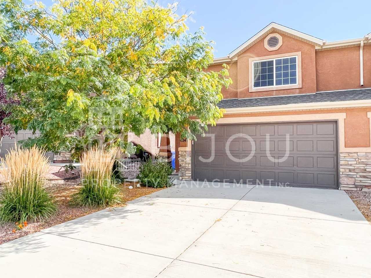 4247 Rosalie St - Photo 2 of 22