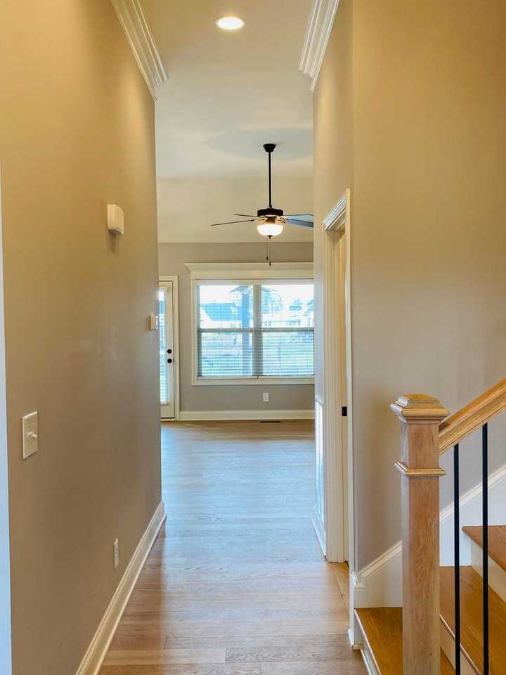 817 Ella Ln - Photo 6 of 50