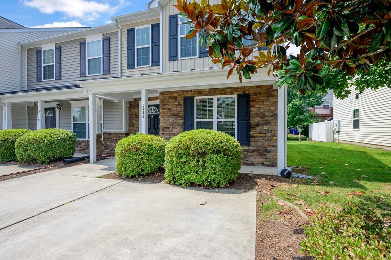 5114 Thornton Knoll Way - Photo 3 of 29