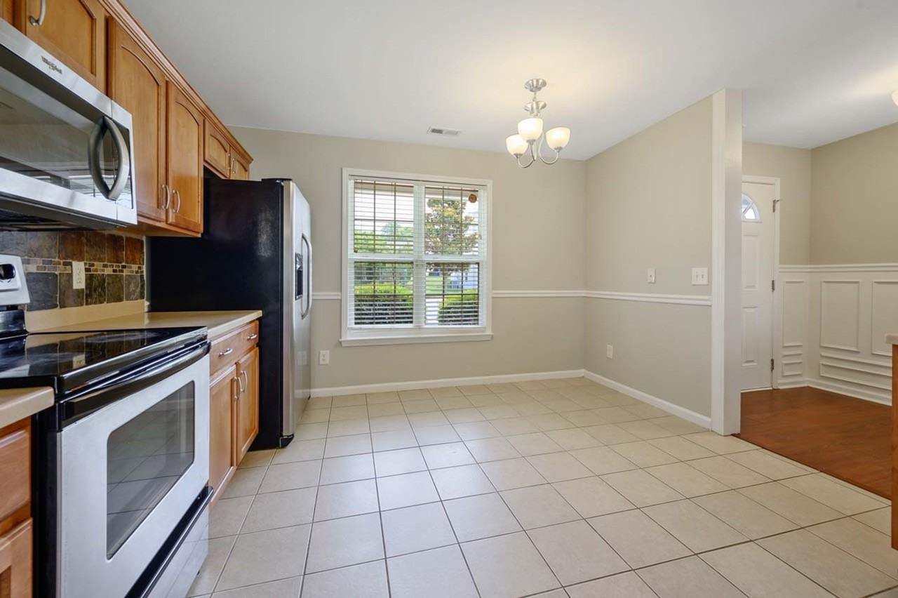 5114 Thornton Knoll Way - Photo 6 of 29
