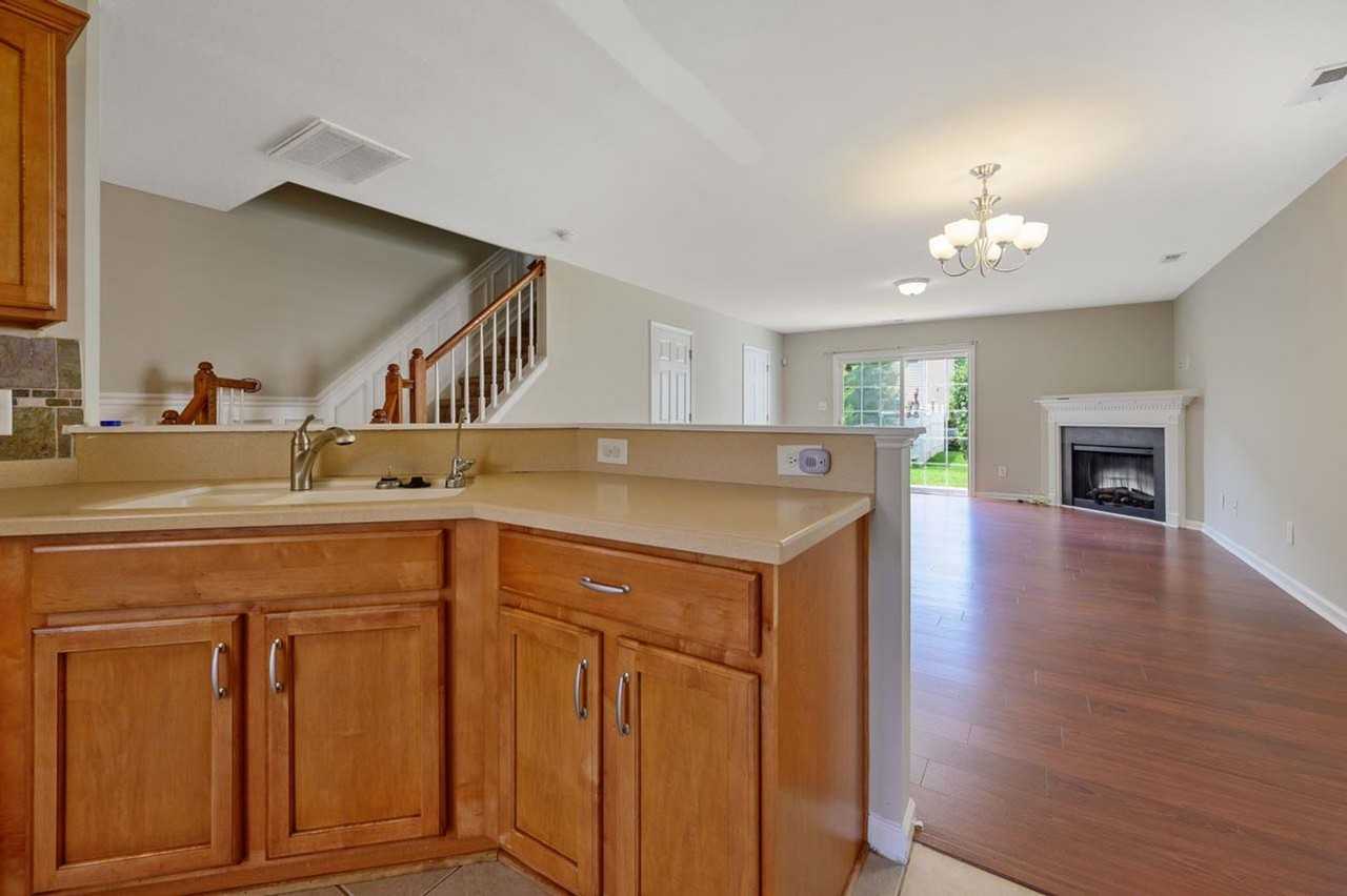5114 Thornton Knoll Way - Photo 7 of 29