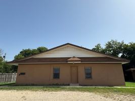 featured image of 219 Hold St