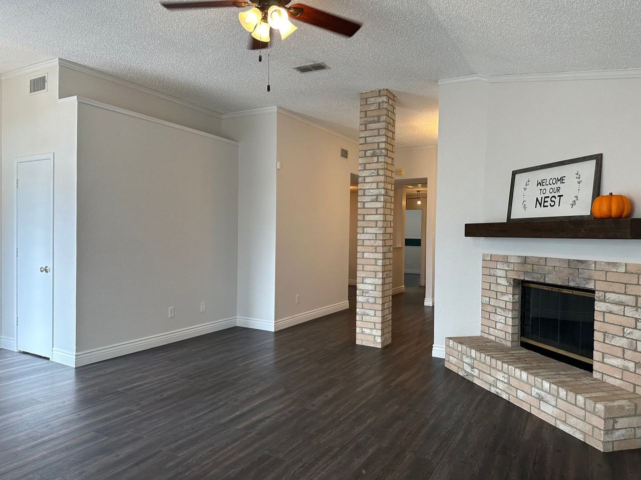 5900 Aloe Ct - Photo 3 of 23