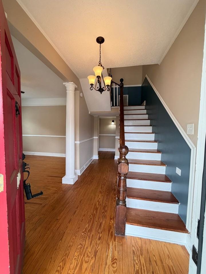 106 S East Ave - Photo 2 of 33