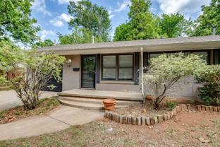 409 E 8th St - Photo 1 of 1