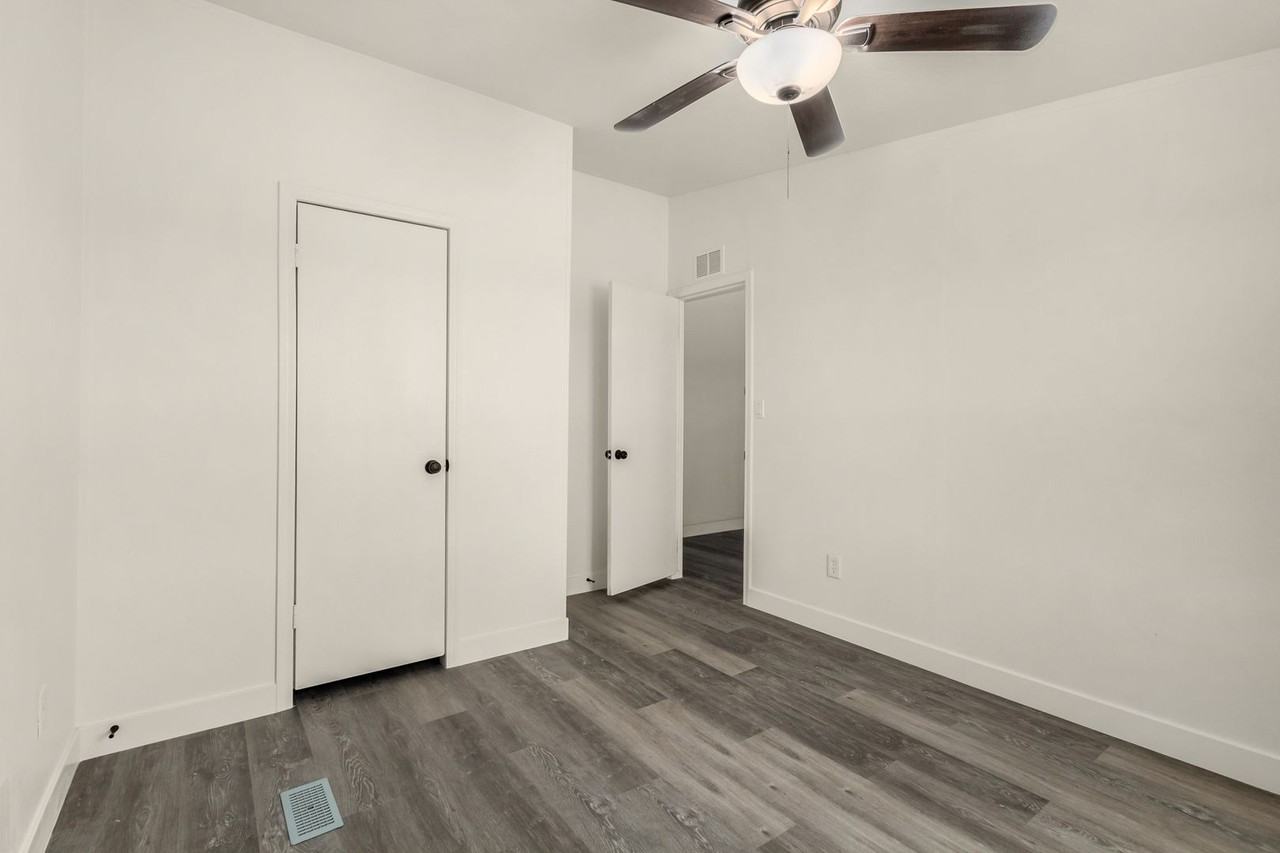 19305 E Black Rock Trl - Photo 5 of 50