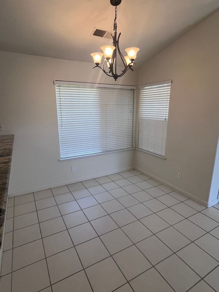 4150 Munich Ct - Photo 4 of 16