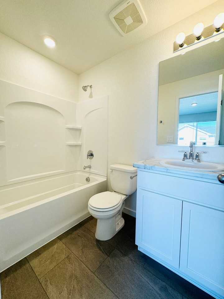 478 Condor Way - Photo 7 of 18