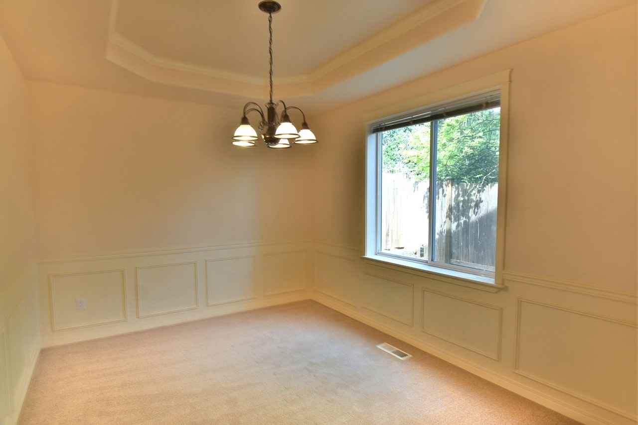 225 161st Pl Se - Photo 5 of 17