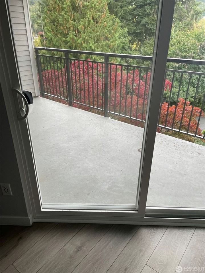 3236 80th Ave Se #4 - Photo 4 of 11