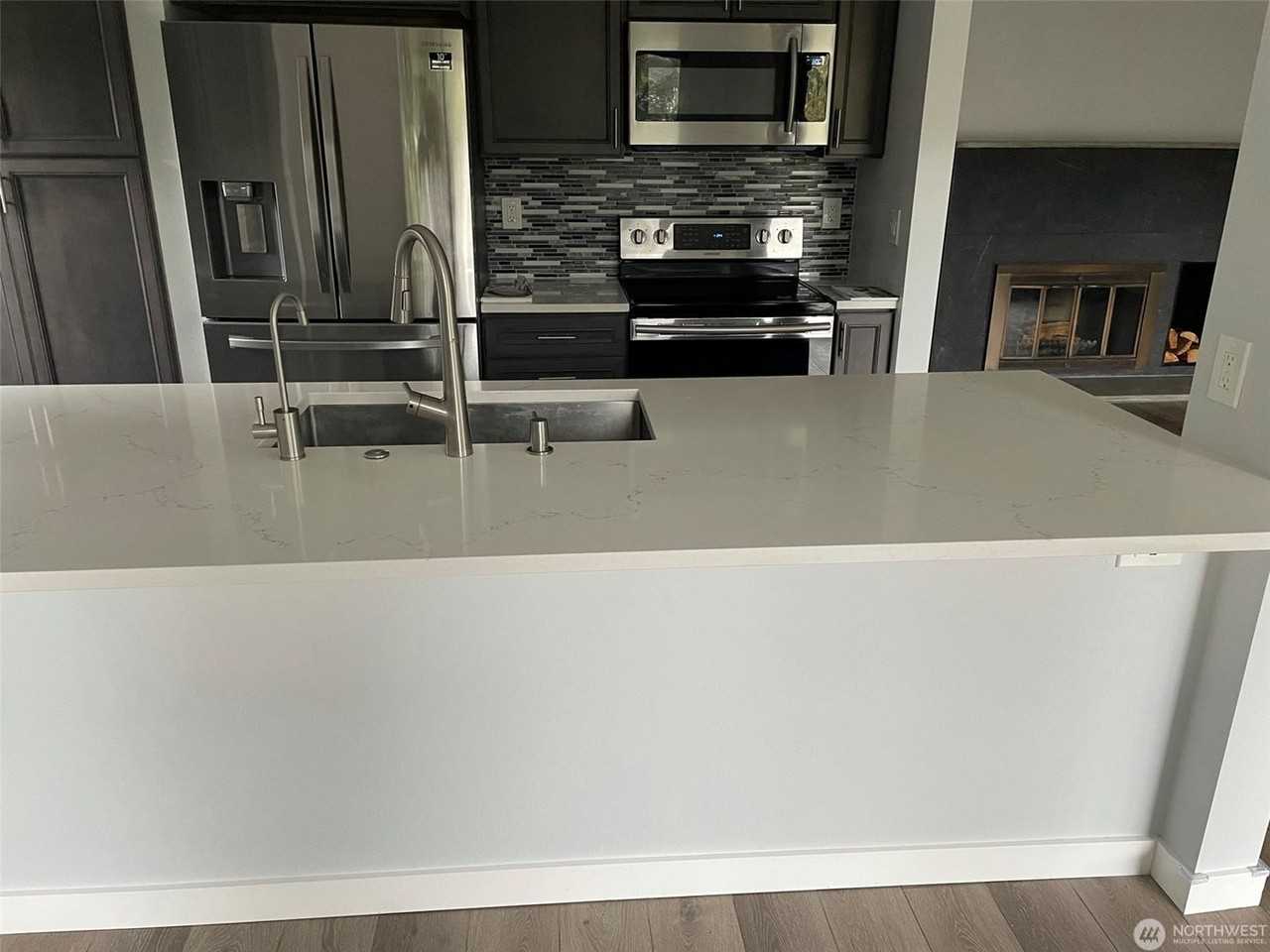3236 80th Ave Se #4 - Photo 6 of 11