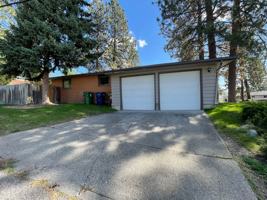 featured image of 5630 N Greenwood Blvd