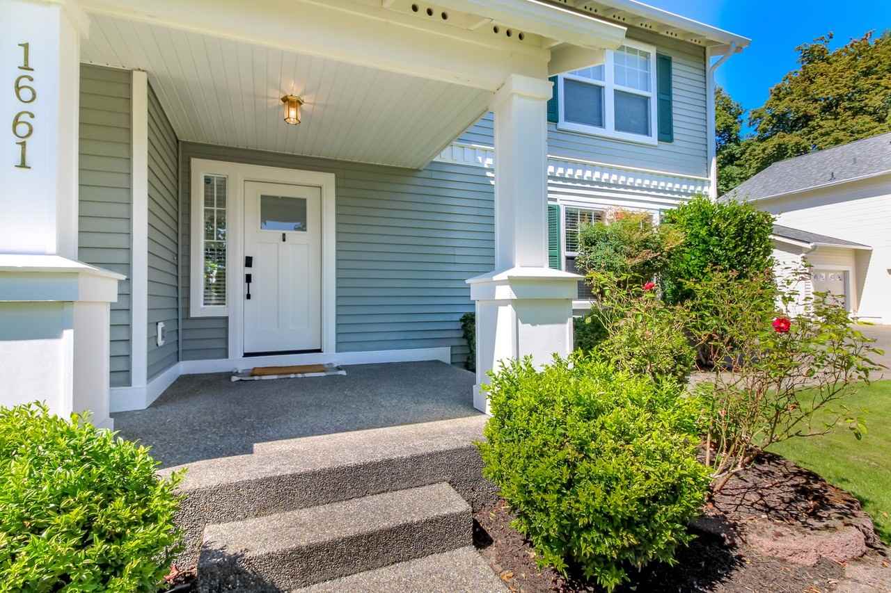 1661 Jensen Ave - Photo 5 of 50