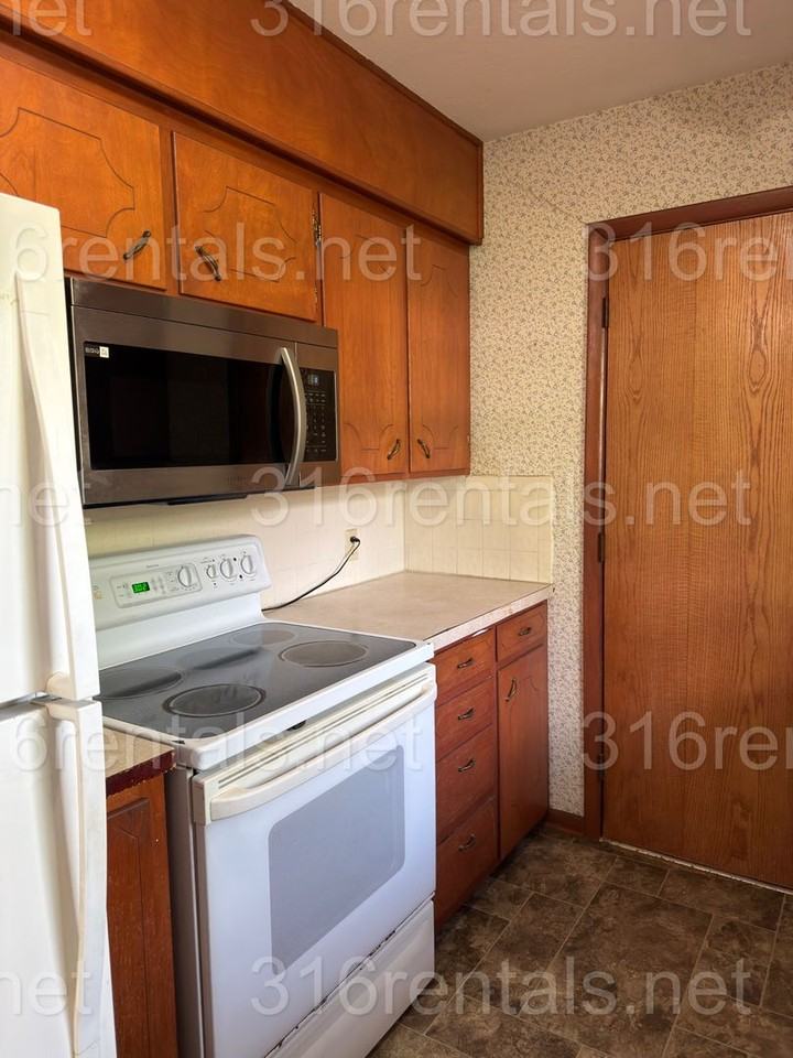 520 Linda Ln - Photo 6 of 20