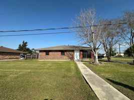 featured image of 231 Jean Ellen Ave