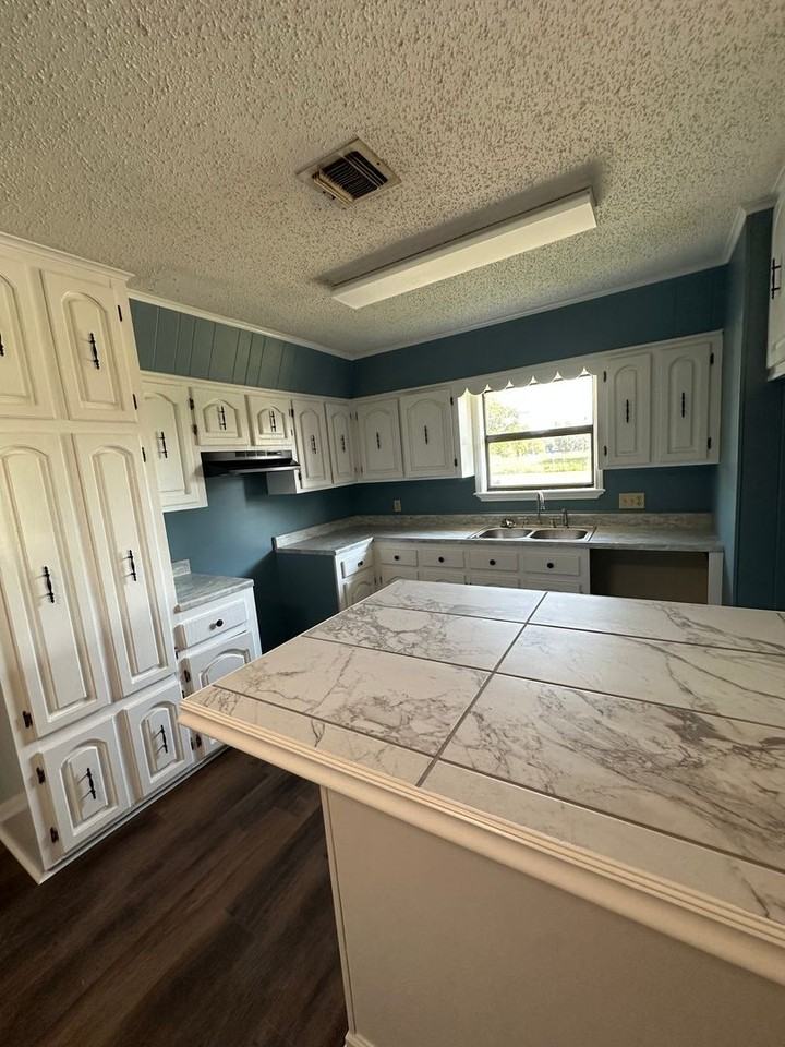 231 Jean Ellen Ave - Photo 6 of 30