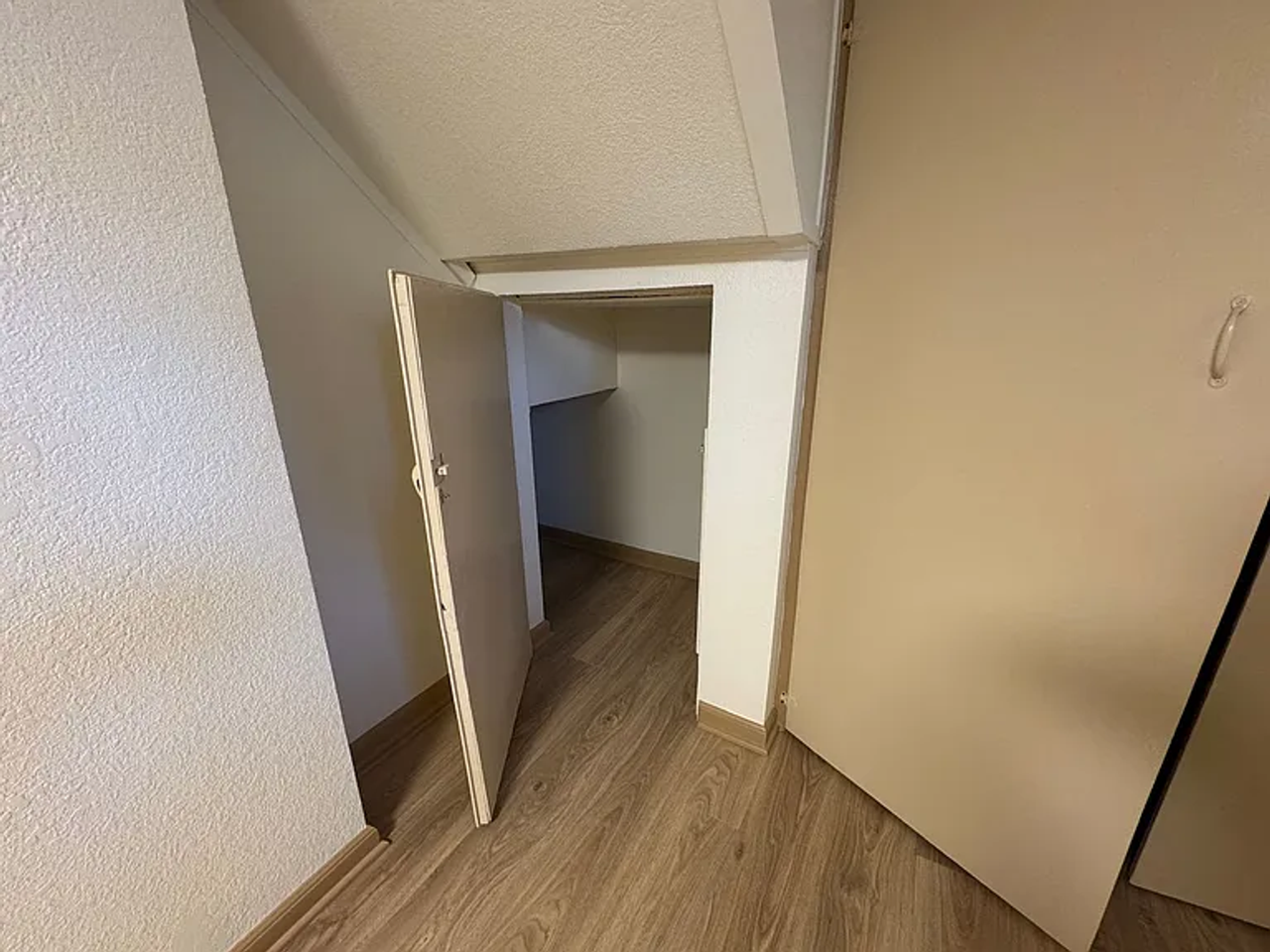 1216 13th Ave - Photo 5 of 18