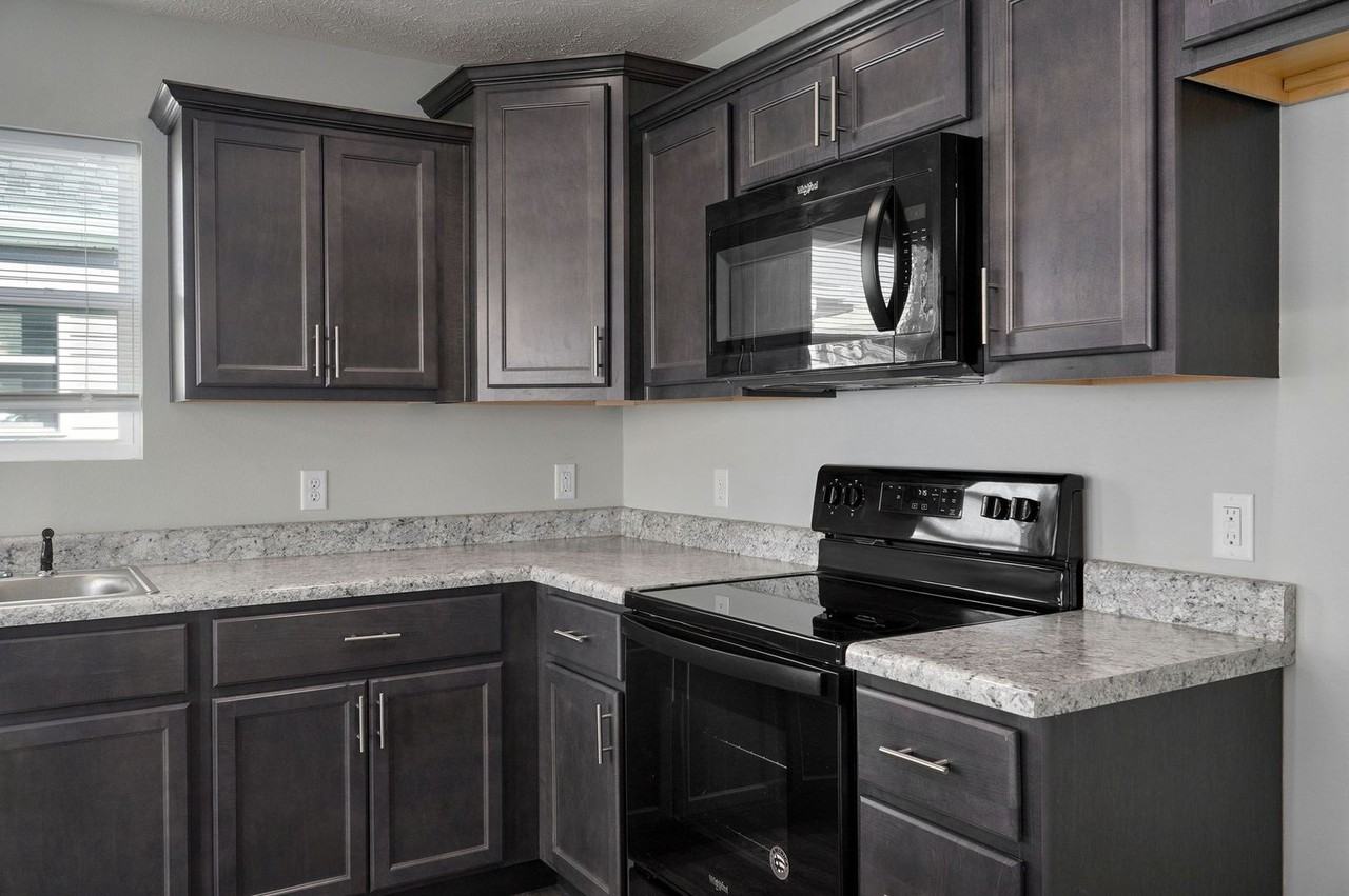 419 W Barcelona St - Photo 6 of 29