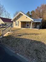 featured image of 524 W Wainman Ave