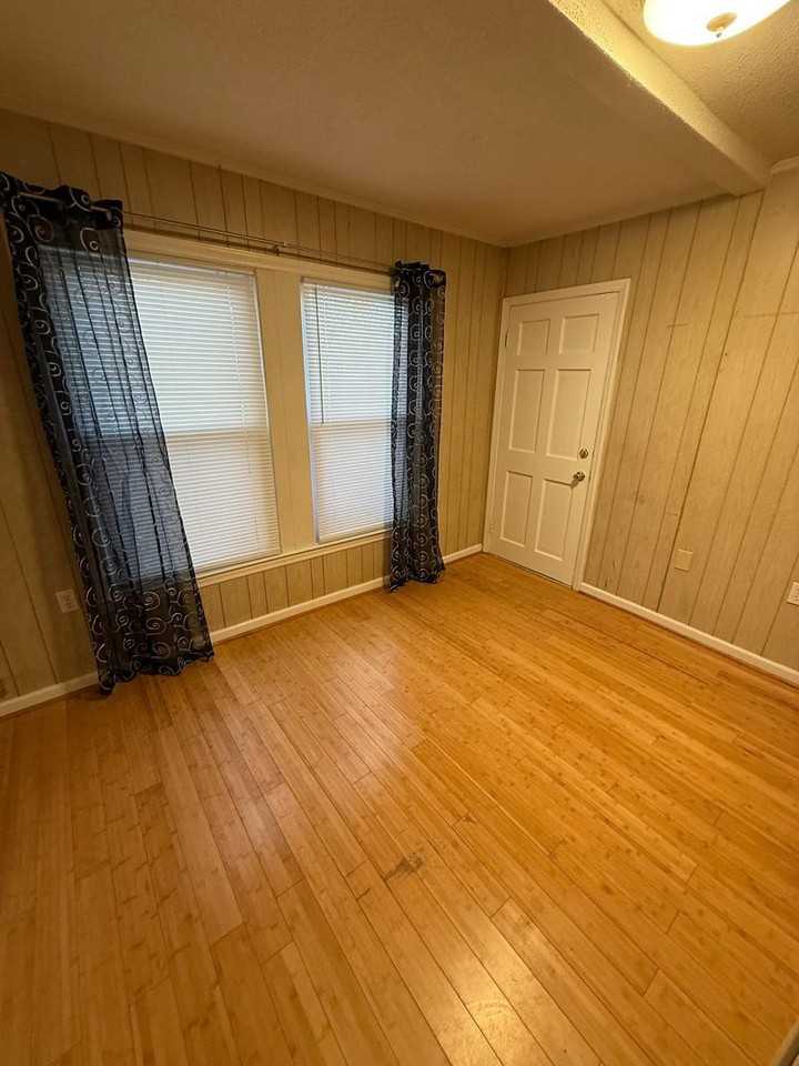 524 W Wainman Ave - Photo 7 of 9