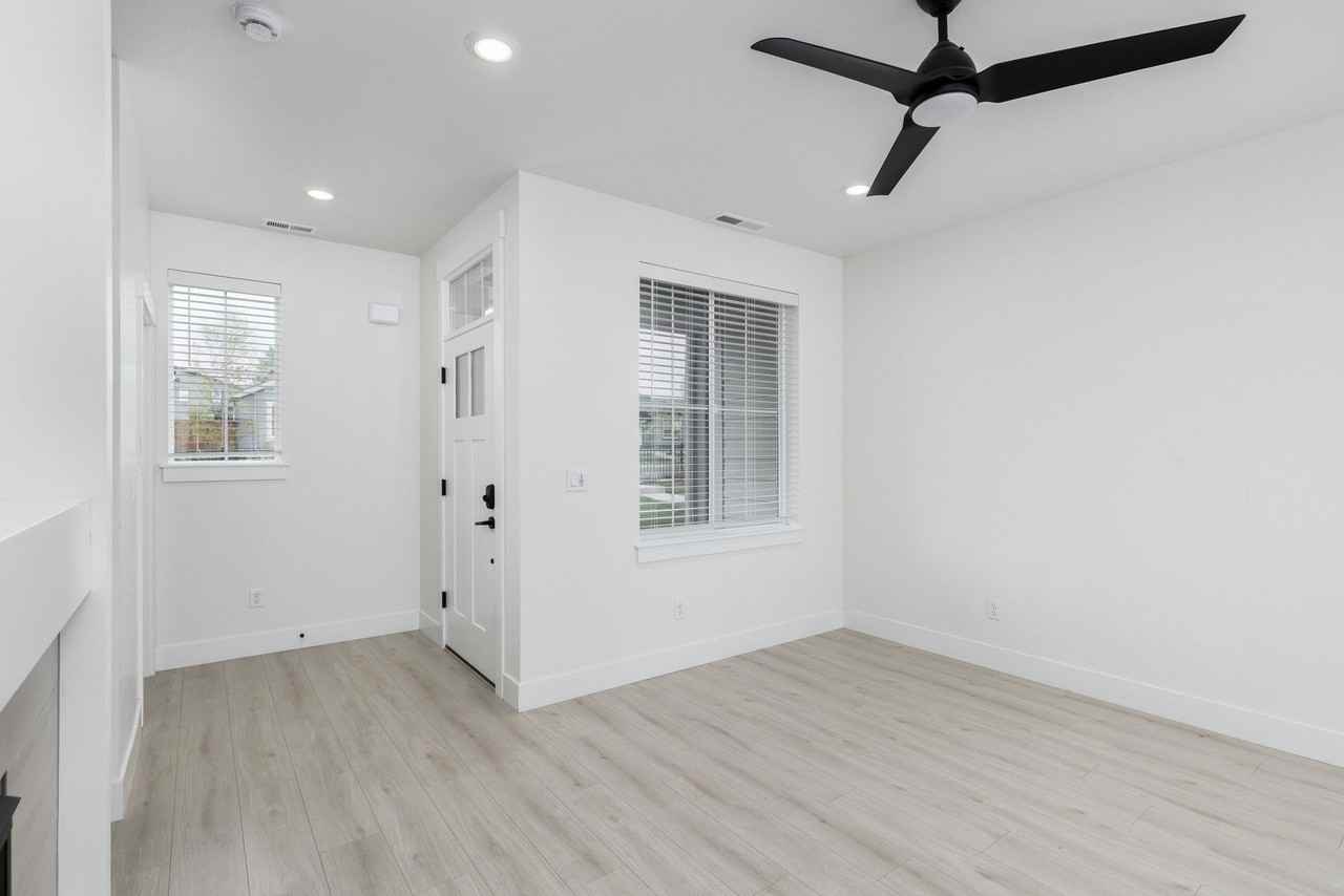 20869 Se Denver Dr - Photo 6 of 20