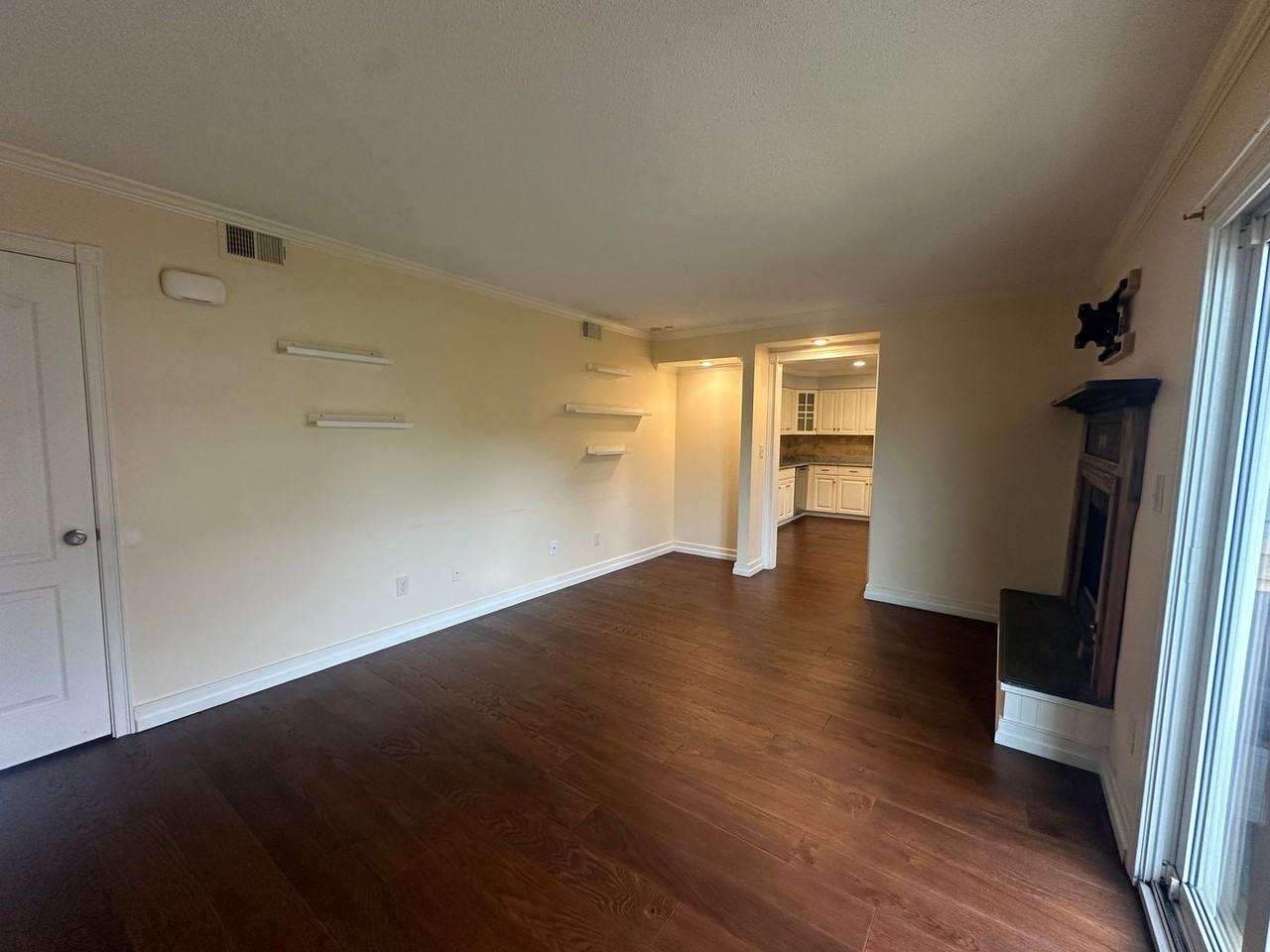260 Portview Ave ## B2 - Photo 4 of 27