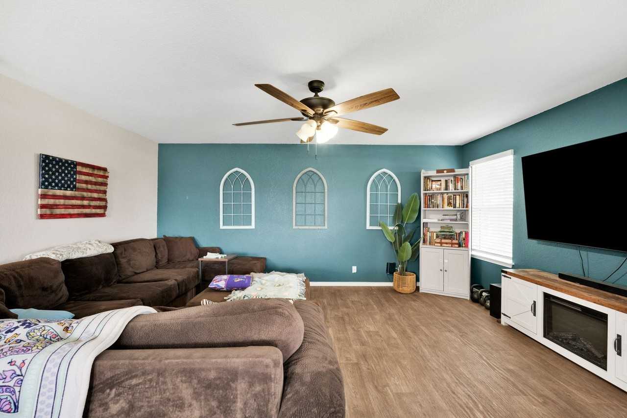 9570 Ranch Loop - Photo 5 of 20
