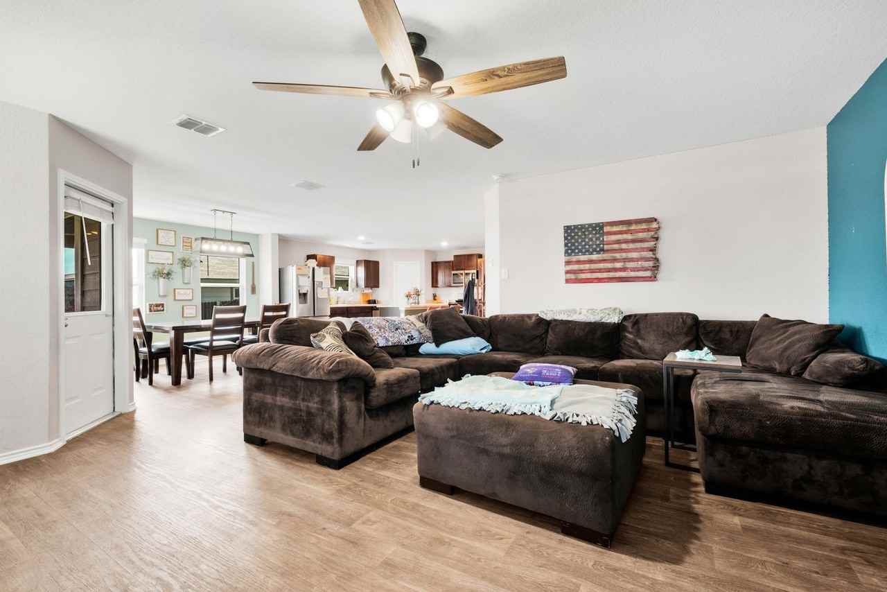 9570 Ranch Loop - Photo 6 of 20