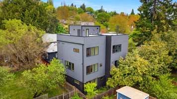 featured image of 312 27th Ave E #A