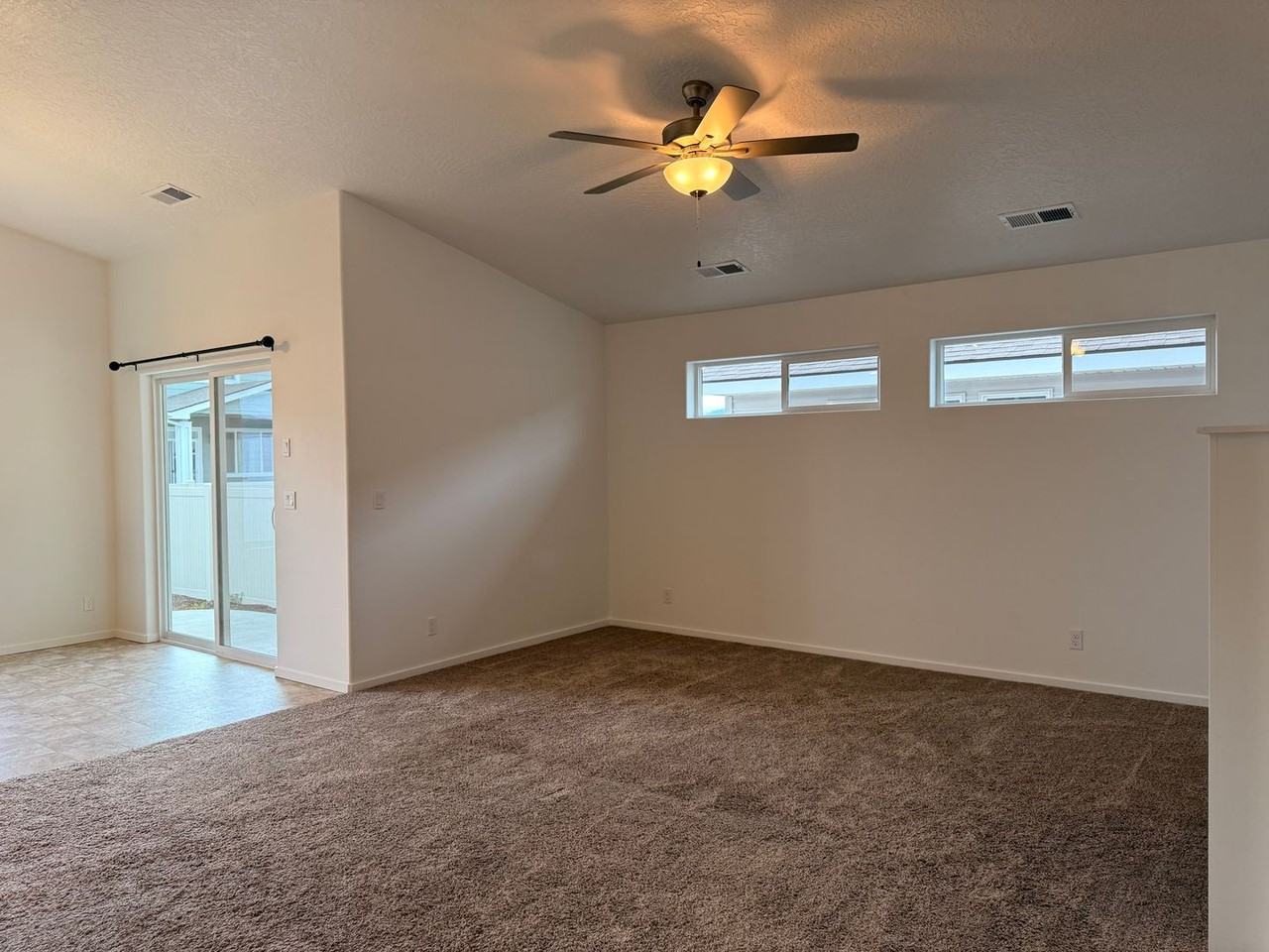 1436 N Minam Loop - Photo 6 of 27