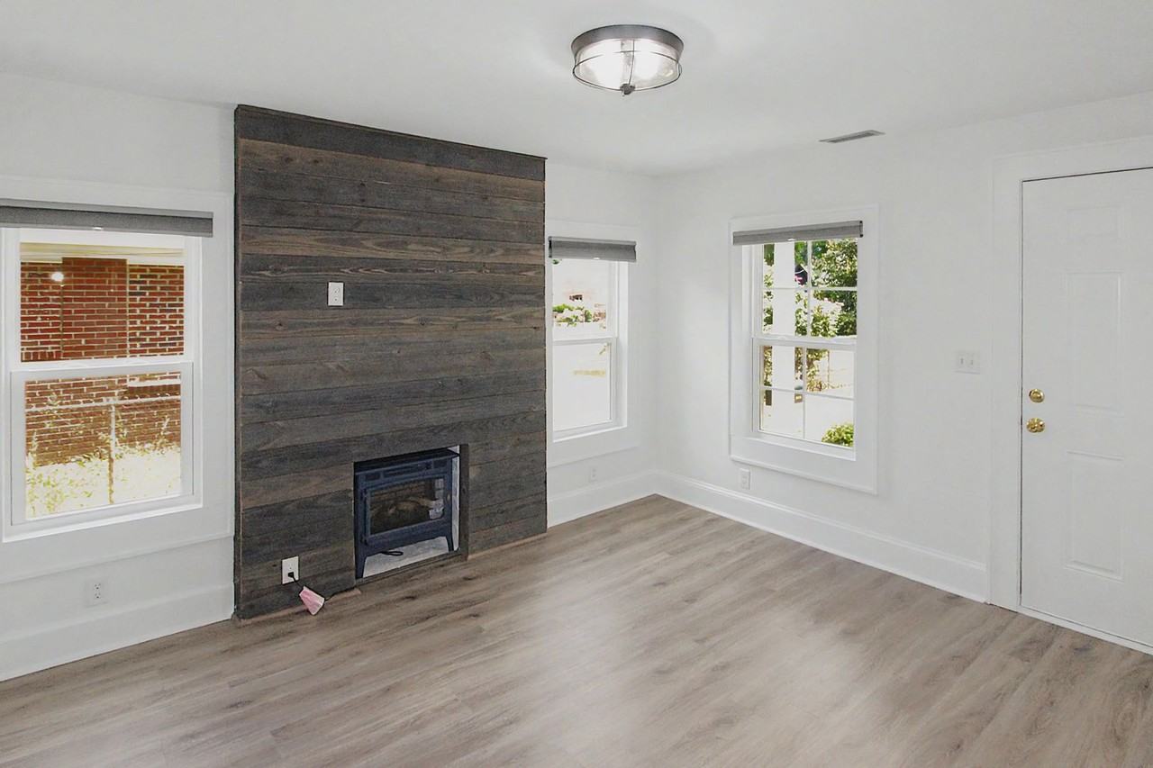 106 Eagle Rd - Photo 3 of 17