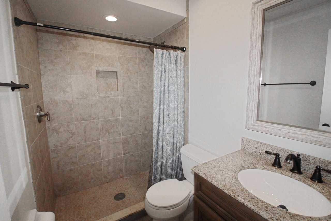 420 Mount Vernon Dr - Photo 6 of 15