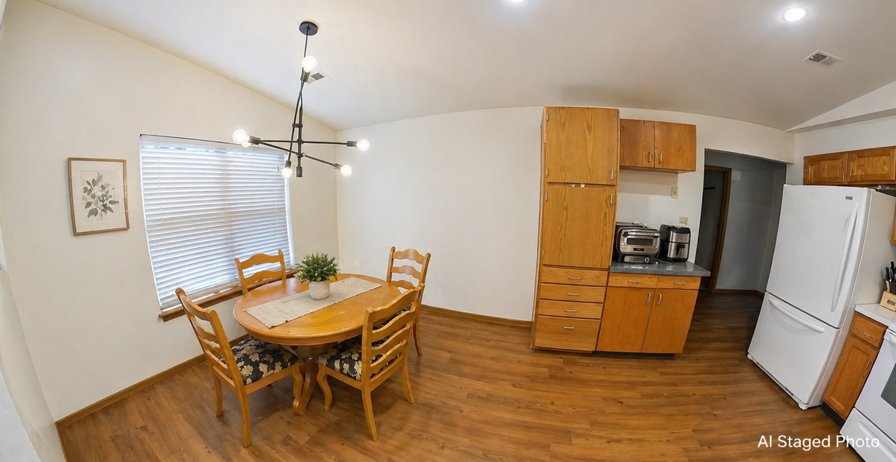 827 Glenstone Cir - Photo 2 of 11