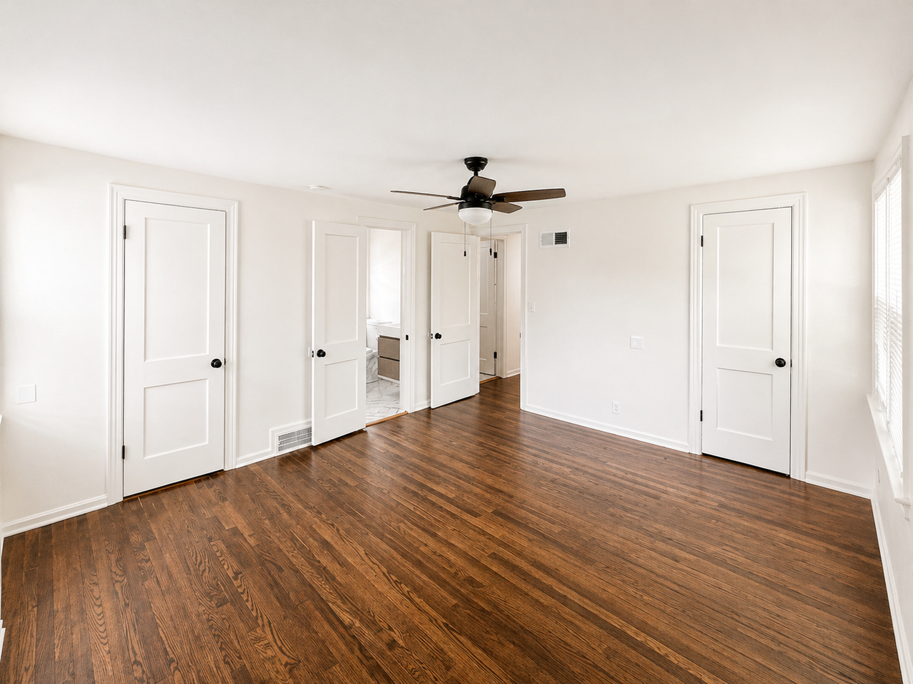6720 Holmes Rd - Photo 3 of 18