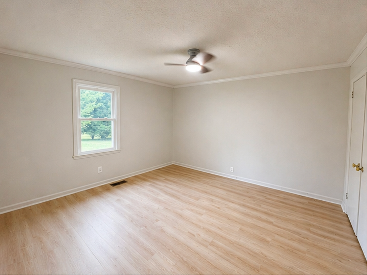 698 Mount Bethel Rd - Photo 5 of 9