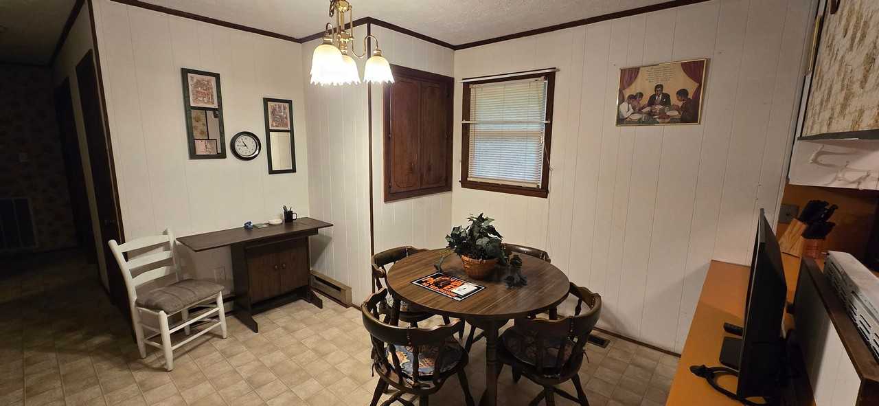 2735 Tablerock Rd - Photo 7 of 20