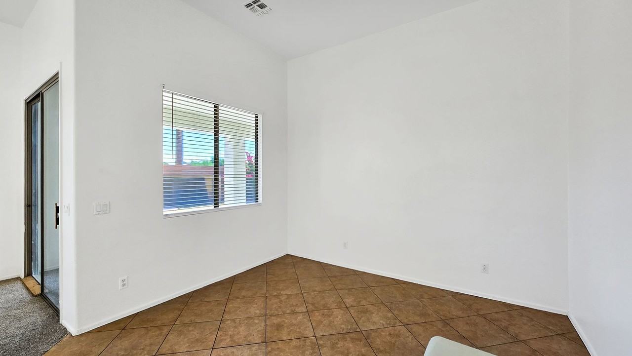 10726 W Citrus Grv - Photo 6 of 28