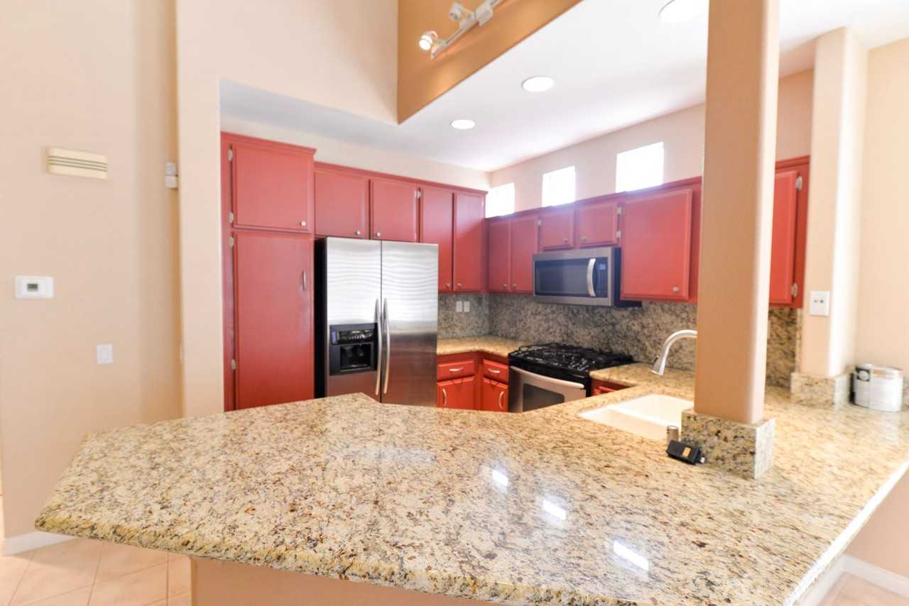 215 Shorebreaker Dr - Photo 6 of 22
