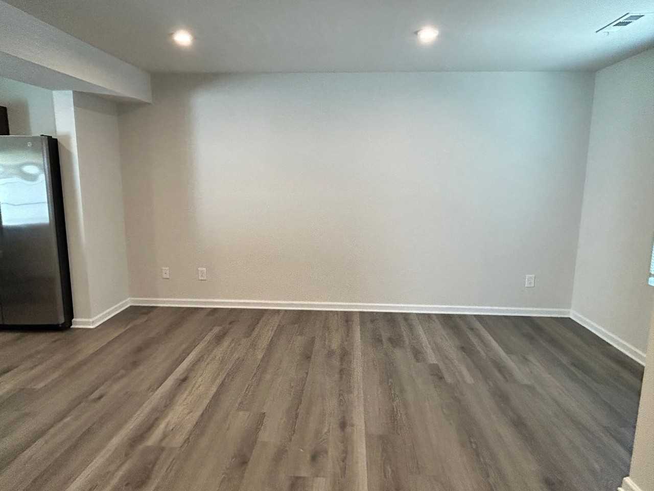 1629 Mountain Ash Ln - Photo 3 of 18