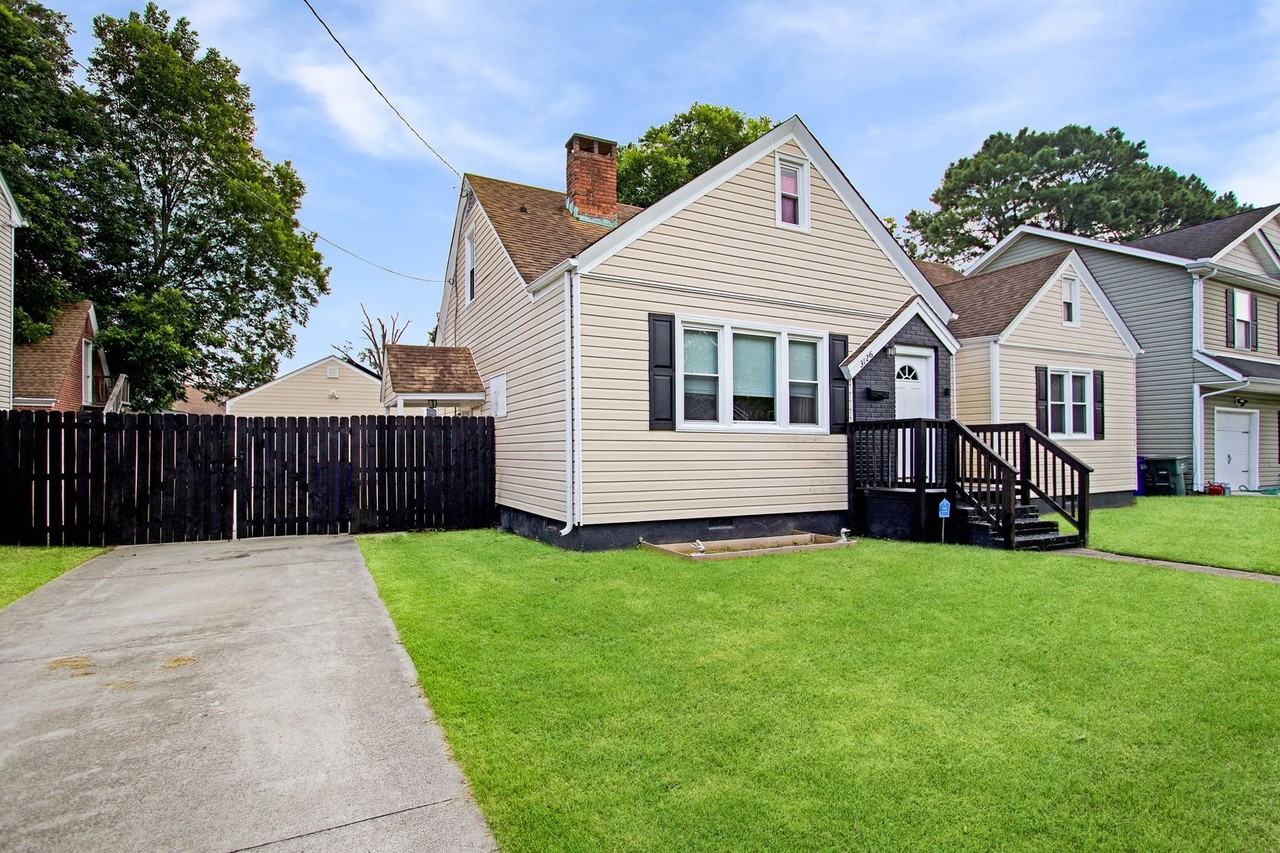 3126 Marne Ave - Photo 2 of 23