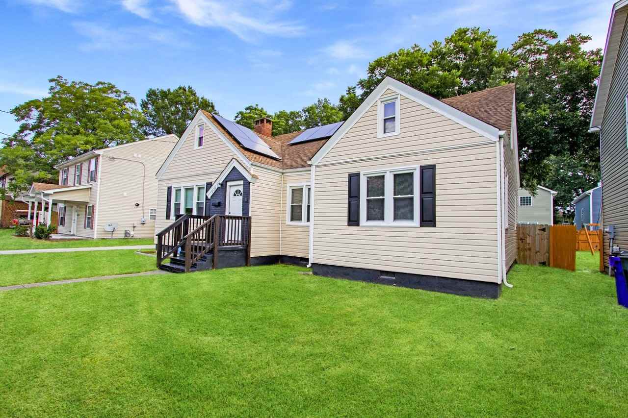 3126 Marne Ave - Photo 3 of 23