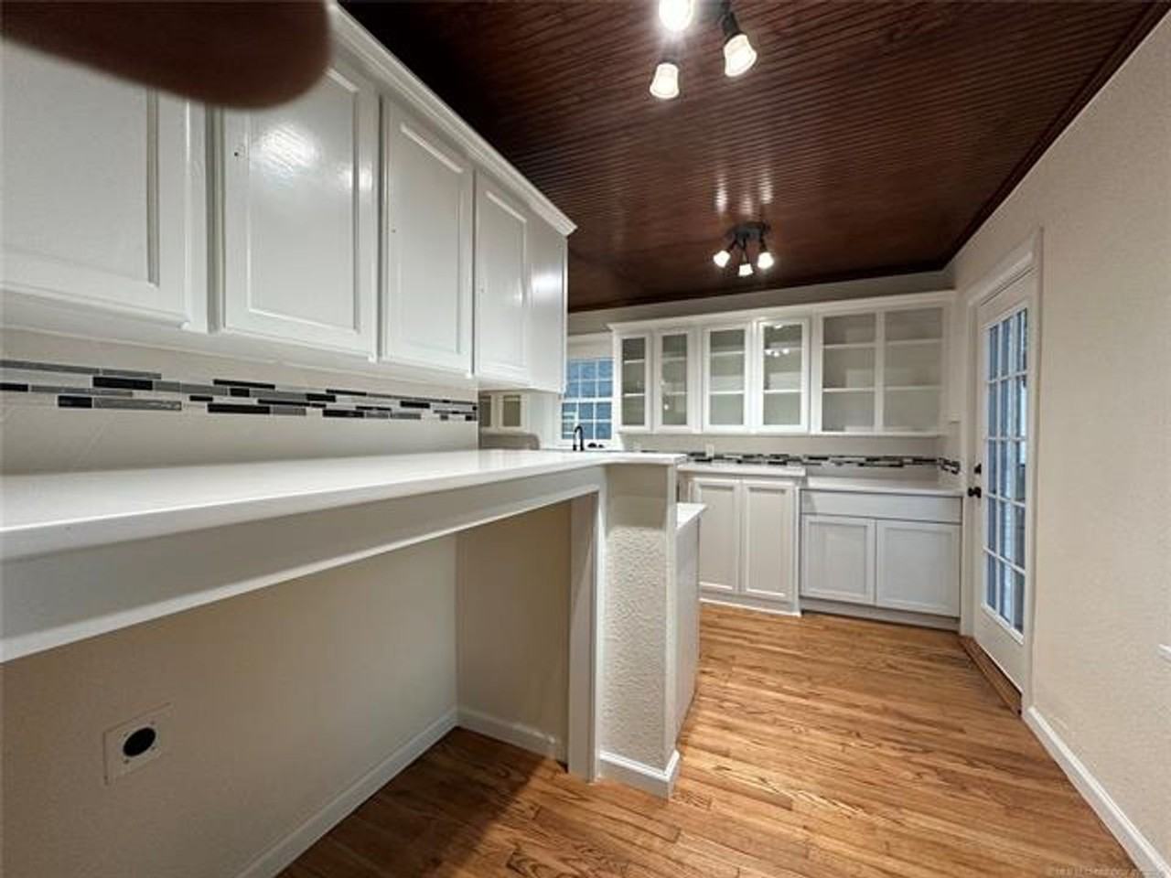 1235 S Gary Pl - Photo 7 of 48