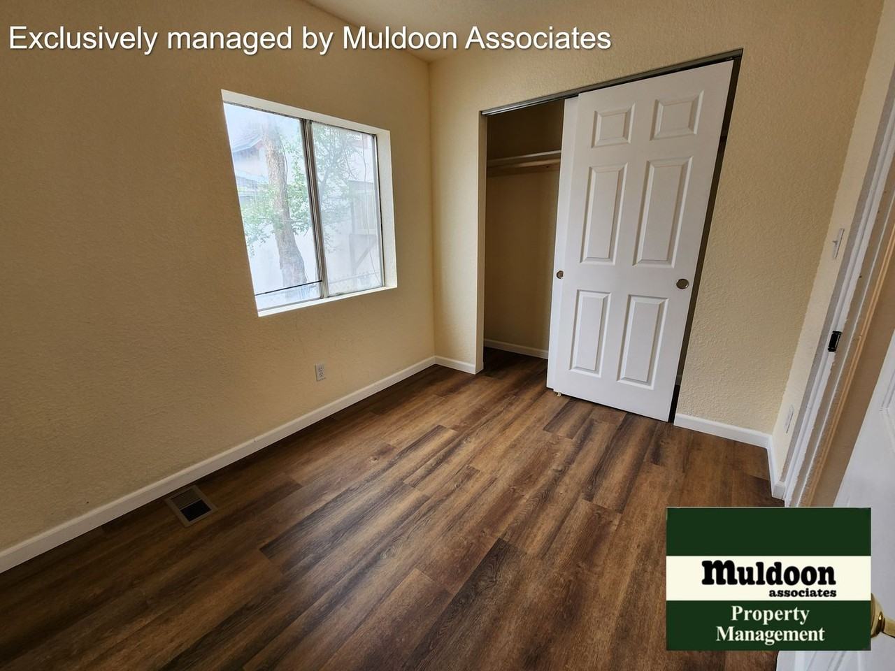 625 Elm St - Photo 5 of 10