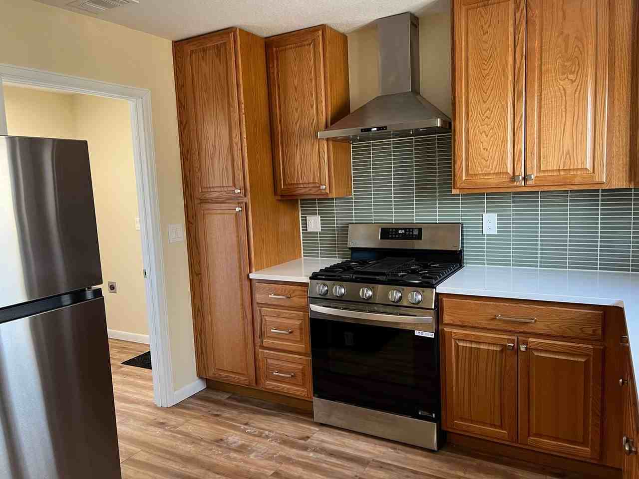 701 S Sheridan Blvd - Photo 6 of 18